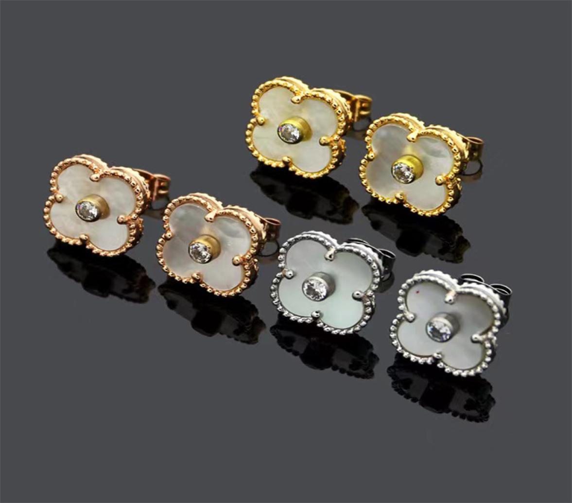 

2022 New Stud Fashion Diamond Earring For Women Classic Natural Shell Four Leaf Clover Earring Designer Jewelry3959034