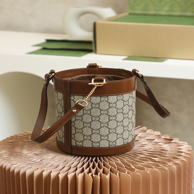 

Handbag ladies purse 2022 pocket Messenger Totes wallet 5A Designer Top custom luxury brand bag silver chain Slant shoulder On The Go Crossbody Shopping Bag Purses, Brown