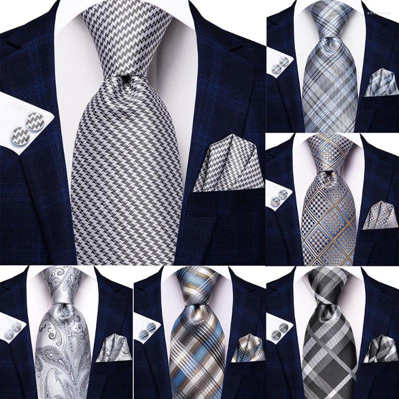 

Bow Ties Arrival Grey White Striped Silk Wedding Tie For Men Handky Cufflink Gift Fashion Business Party Dropship Hi-Tie Designer