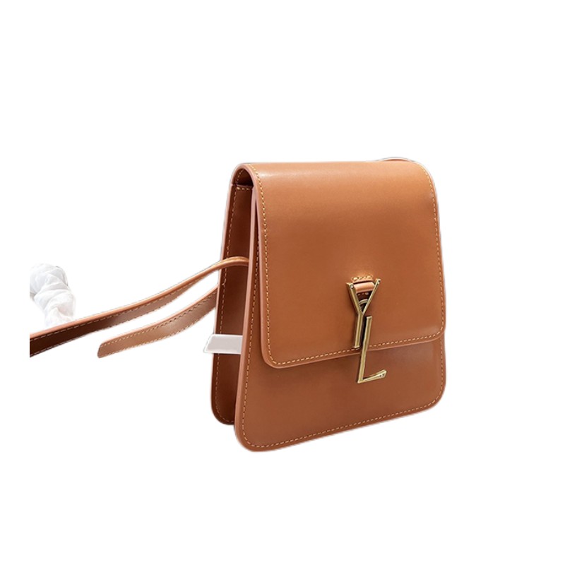 

2022 Fashion Casual Small Square Bags Female Clutch with Unique Designer style good nice Summer Women Purse and Handbags Shoulder Messenger Bags, Brown
