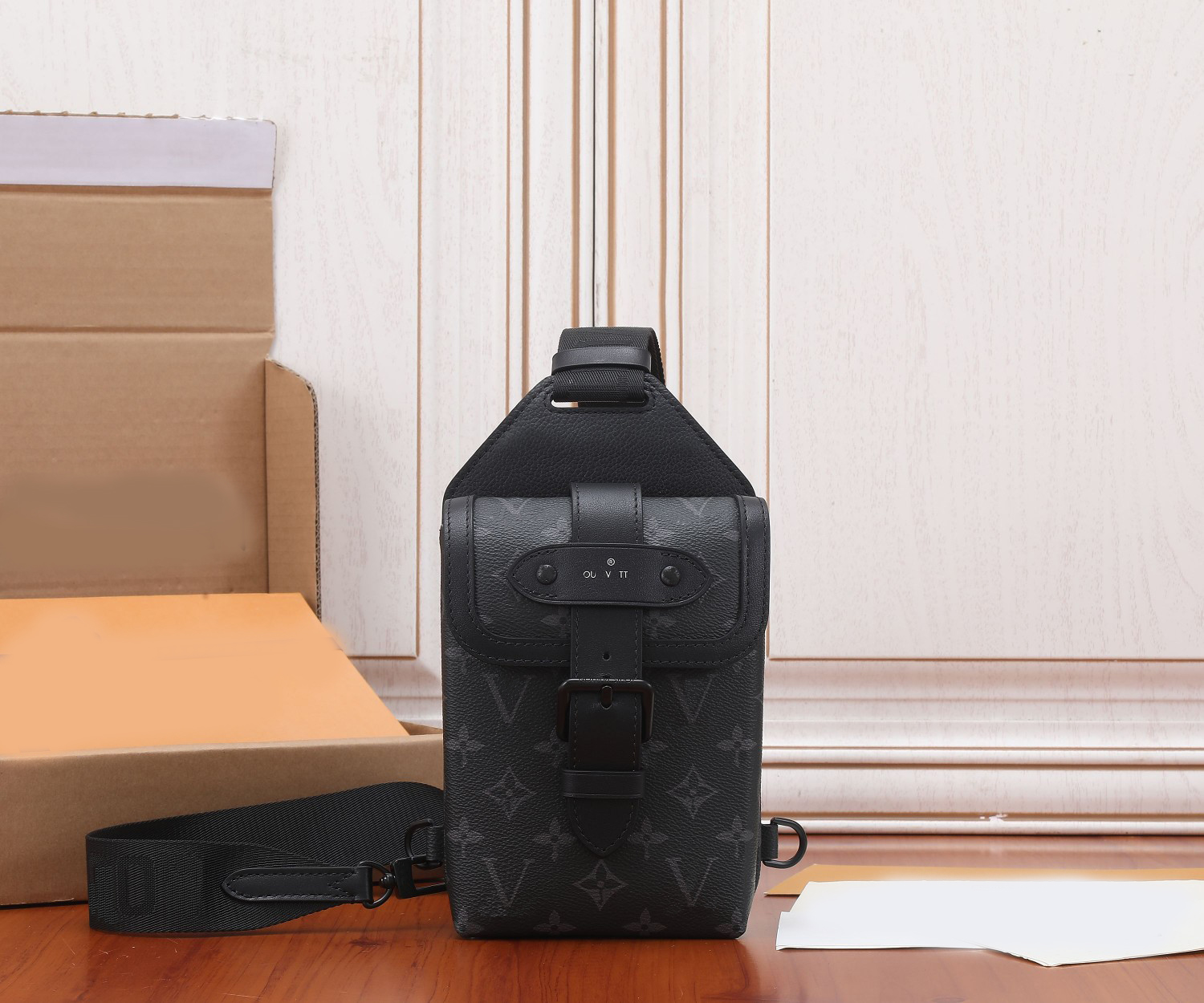 

New Shoulder Bag Saumur Handbag Suitable for Carrying Mobile Phones and Other Small Valuables Waist Bag M4591, Black