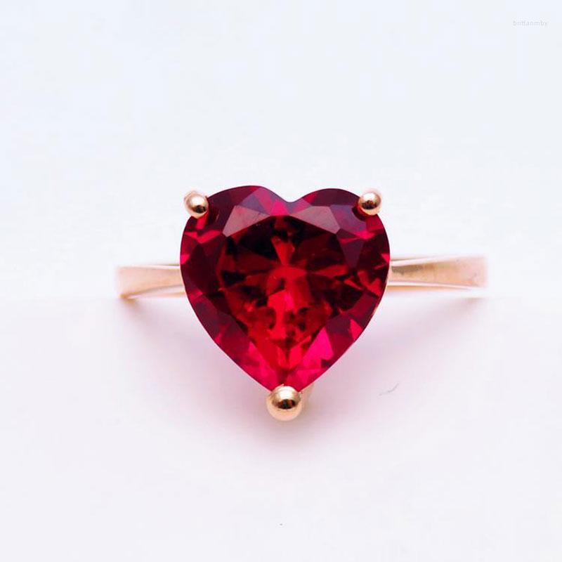 

Cluster Rings 585 Purple Gold Plated 14K Rose Ruby Heart For Women Luxury Classic Glamour Engagement Wedding High Jewelry