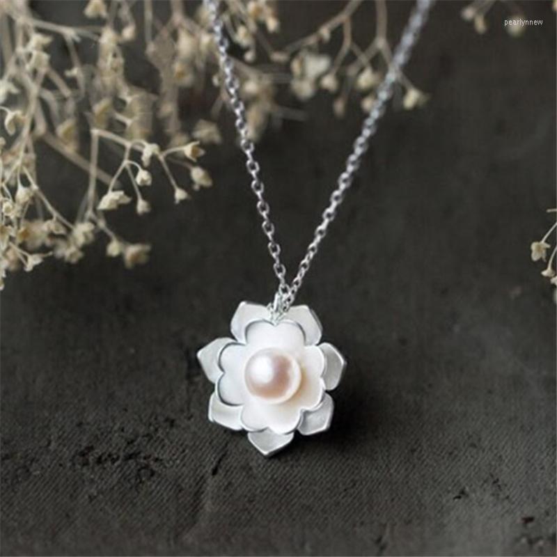 

Chains National Style Silver Plated Jewelry Simple Sweet Flowers Pearl Choker Pendants Necklaces For Women Gift Creative Accessories