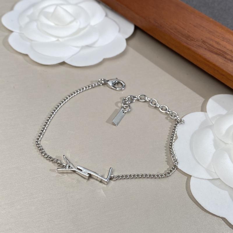 

Fashion Designer Bracelets Sliver Bangle High Quality Love Bracelet Jewelry Luxury Pendant Y Bracelet For Women Gold Charm Accessories Box 2022