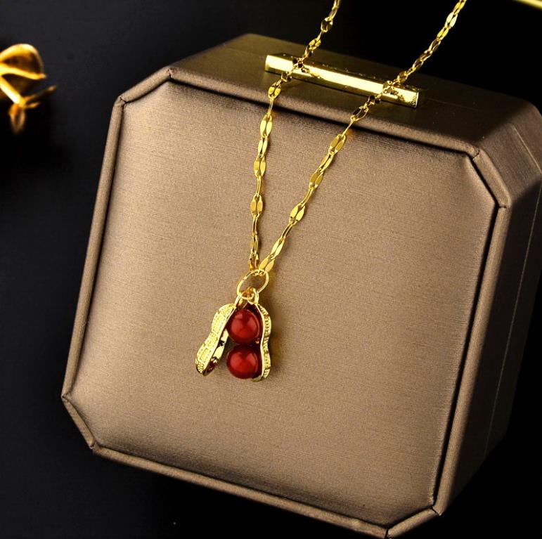 

Classic Titanium steel diamonds peanut Pendant Necklaces 18K gold plated women luck necklace Designer Jewelry TI023
