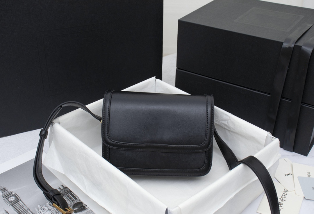 

Frosted Belt Fringe Chain Bags Ladies Luxury Fashion Designer Bag Women Clutches Classic Girls Handbags, 2020--23x16x6cm