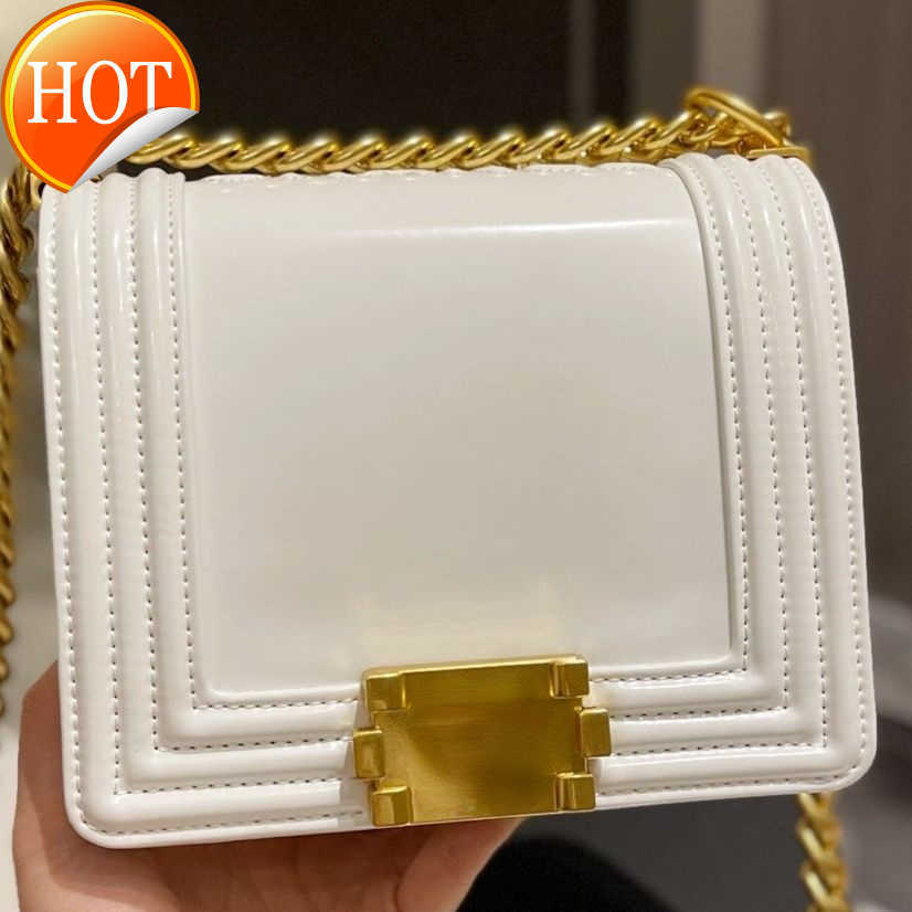 

Women's Luxury Designer Single Shoulder Bag 2023 New Texture Gold Strap Chain Envelope Bag Multifunctional Portable Crossbody Bag Factory Direct Sales, Light blue