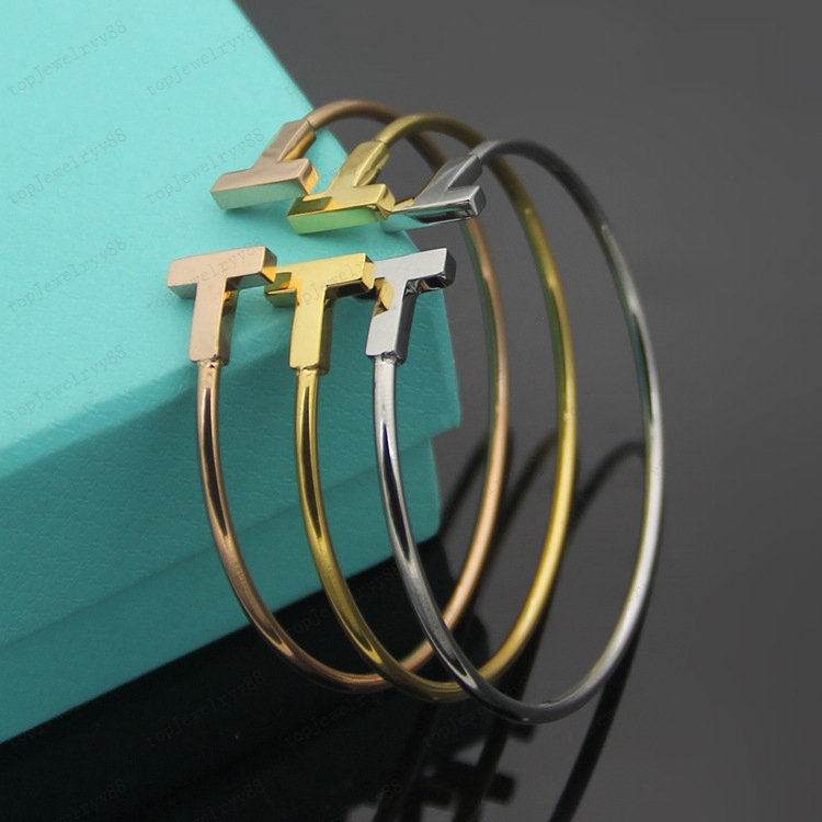 

Designer gold Bangle women stainless steel fluted opening ladies bracelets men's fashion luxury jewelry Valentine's Day jewelry wholesale with box