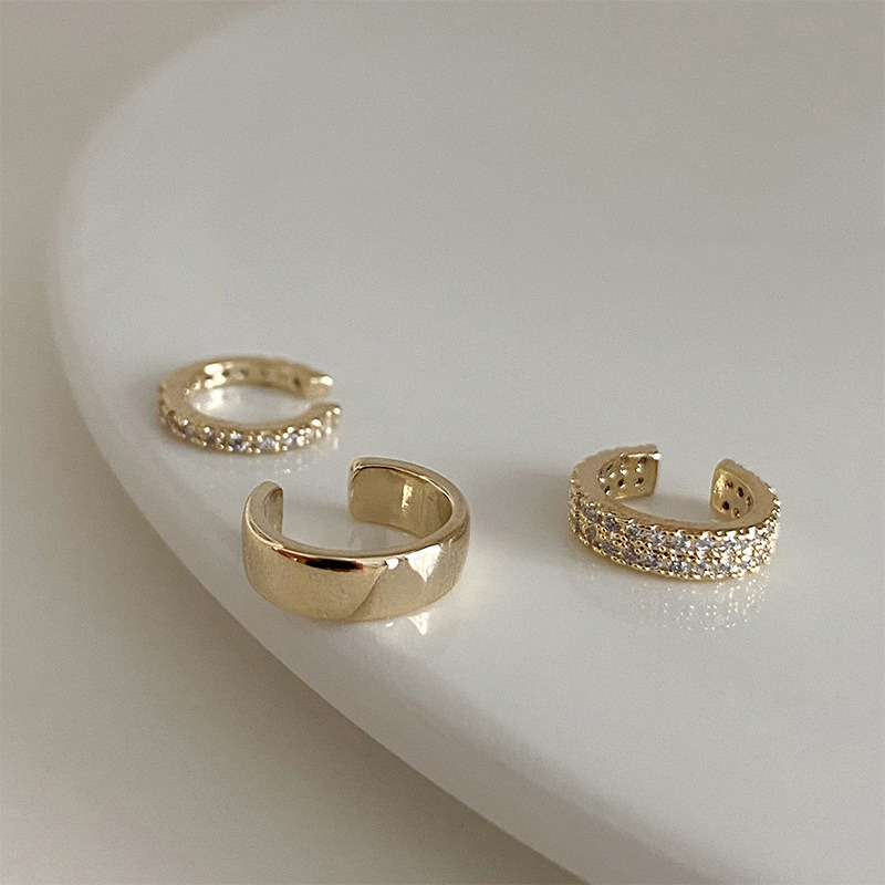 

Fashion Delicate Zircon Cute Clip Earrings Female Buckle EarCuff No Piercings Fake Cartilage Ear For Women Jewelry