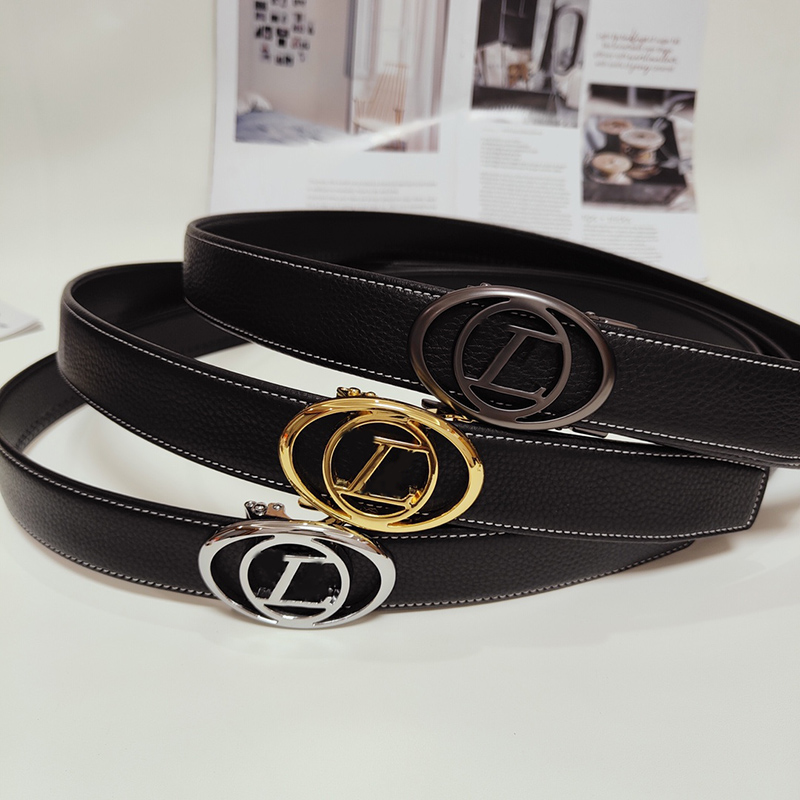 

Luxury Designers Belts For Woman Silver Gold Black Buckle Width 3.5cm Cowhide Leather Belt 3 Colors Automatic Buckle Letter V 22120504, Multi