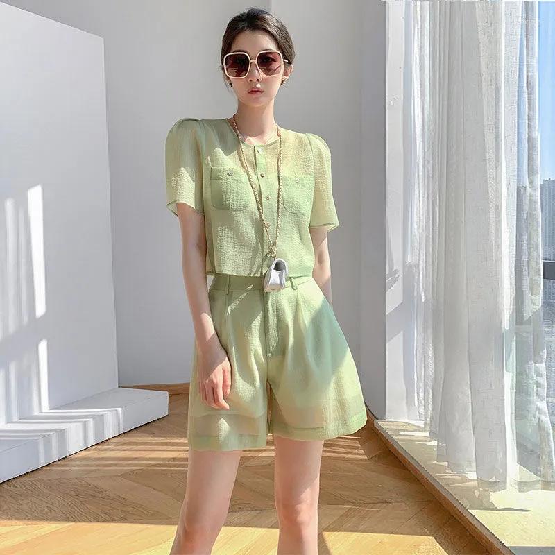 

Women's Tracksuits Summer Thin Short-Sleeved Suit Ladies Casual Fashion Women's Chiffon Top Shorts Two-Piece Set/Suits, Green