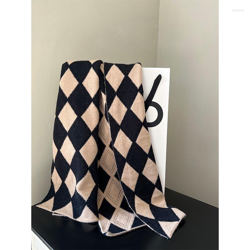 

Scarves Women's Rhombic Plaid Knitted Scarf Warm Neck In Autumn And Winter