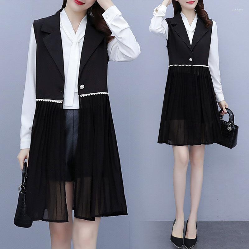 

Women's Vests Summer V-Neck Vest Women Thin Loose Waistcoat Black Sleeveless Blazer Female Slim Short Femme Buttons Women's Jacket