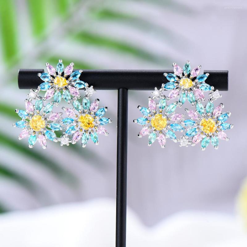 

Dangle Earrings Soramoore Luxury Korea East Gate Retro Baroque Water Drill Ear Ring 2022 Personality Exaggerated Silver Needle