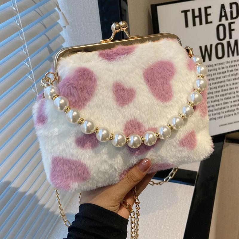 

Evening Bags 2022 Winter Fashion Plush Shoulder Bag For Women Small Pearls Furry Totes Fur Crossbody Ladies Handbag Purse, Black