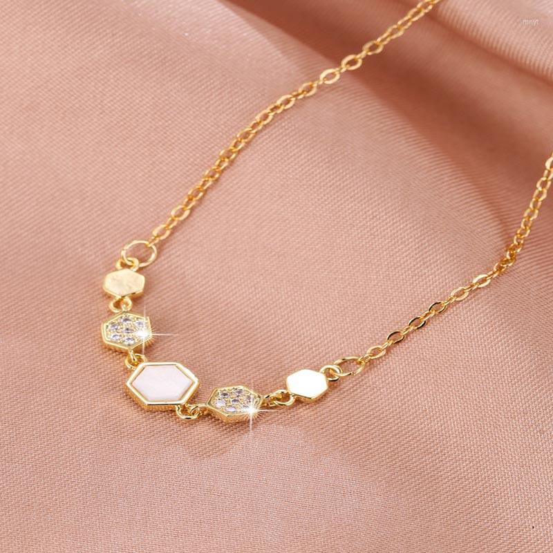 

Link Bracelets Female Six Shape-Shifting Shell Bracelet Personalized Fashion Delicate Opal Jewelry Dating Gift Students