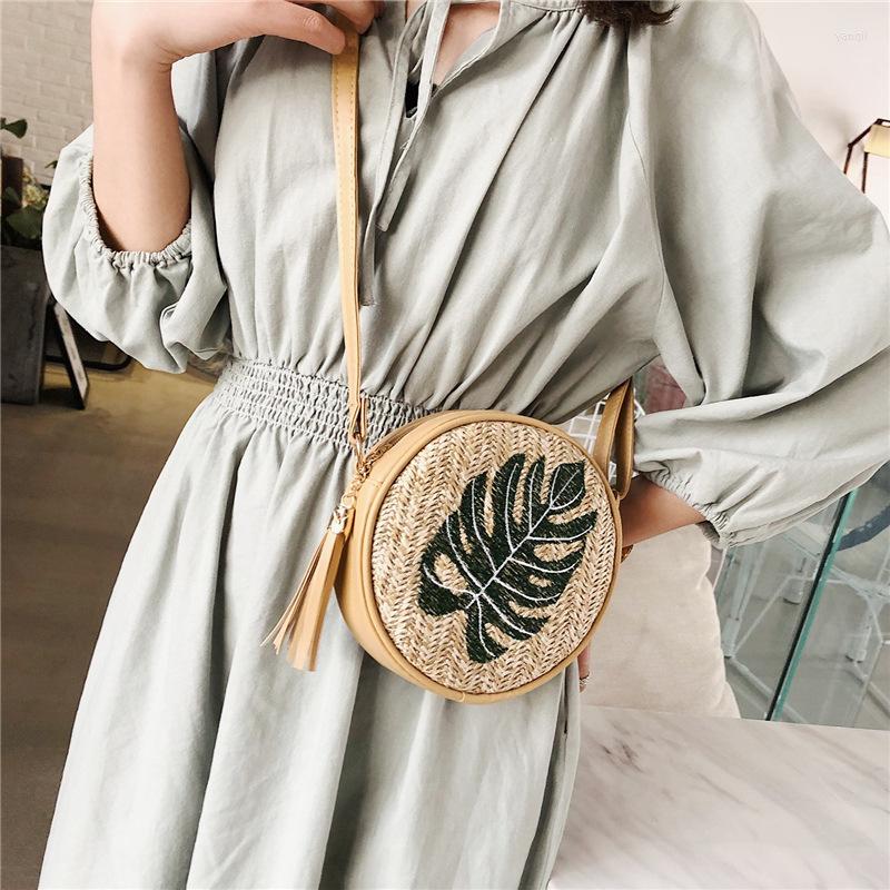 

Evening Bags Handmade Straw Weave Round Women Totes Fashion Shoulder Messenger Bag Handbags Small Summer Beach Travel, Leaf