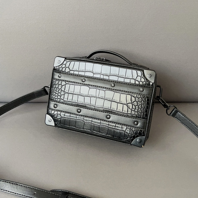 

Designer Iv Classic Soft Trunk Shoulder Bags France Brand 5A Quality Genuine Leather Crossbody Bag Fashion Old Flower Women Handbags Luxury Designers Bag 21CM, Blue