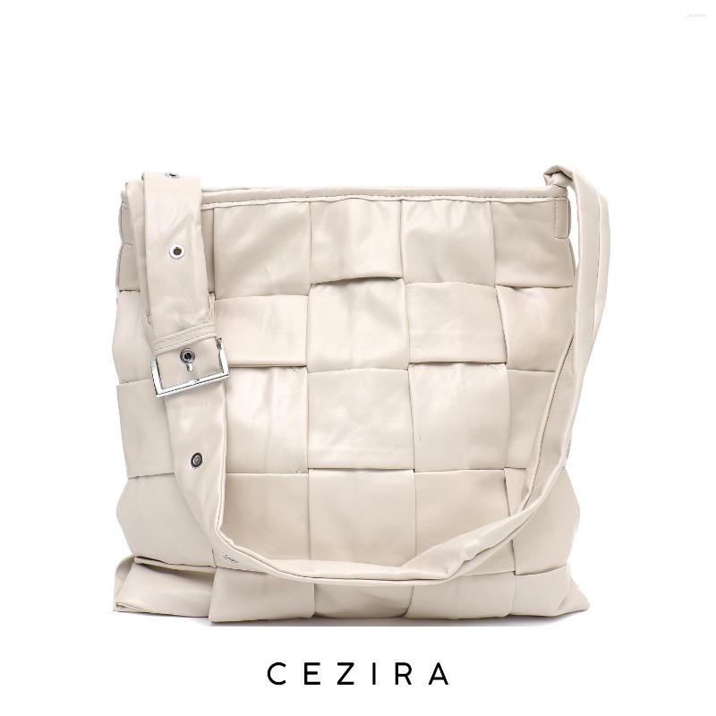 

Evening Bags CEZIRA Women Fashion Casual Soft PU Vegan Leather Shoulder Handmade Woven Square Handbags Wide Strap Large Crossbody Purses, Black