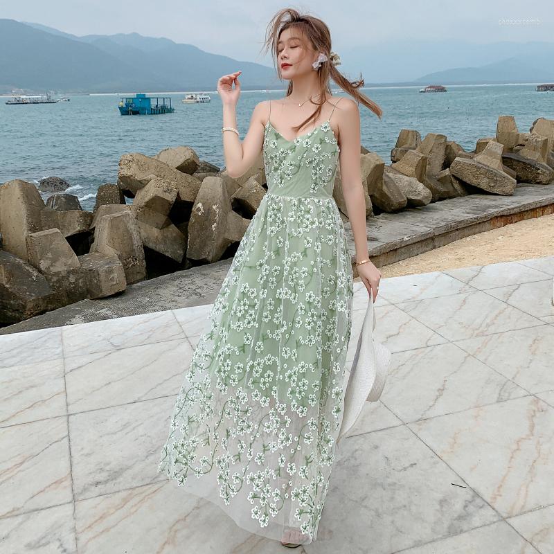 

Casual Dresses Women Maxi Floral Dress Summer 2022 Runway Elegant Long Boho Vintage Embroidery Fairy Tropical Beach Vacation Party Vestidos, As pictures