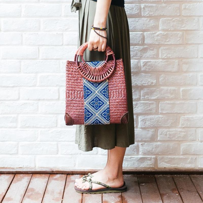 

Evening Bags The Thai Version Of Handmade Straw Bread Bag Woven Knitting Holiday Beach Package National Style Handbags, Black