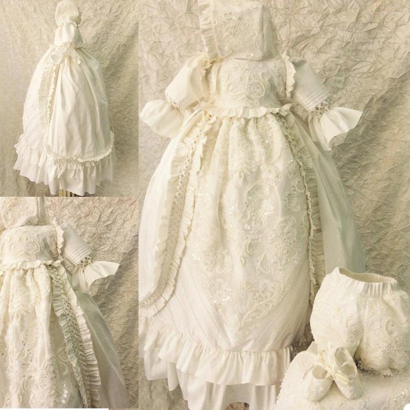 

Girl Dresses 2022 Luxury Sequins Christening Gowns For Cute Baby Lace Flowers Appliqued Pearls Baptism With Bonnet First Communi, Same as picture