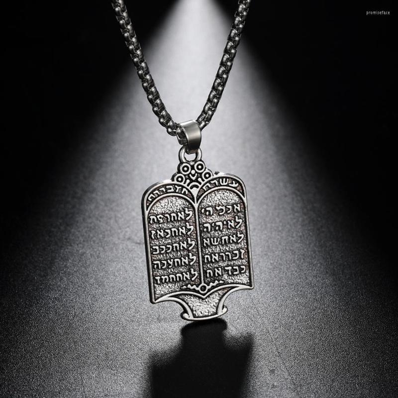 

Pendant Necklaces Likgreat Vintage Plated Jewish Torah Scroll 10 Commandments Hebrew Silver Color Charm Ethnic Jewelry Gift