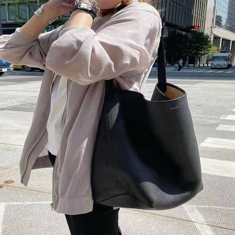 

Designer Luxury The Row Bags For Womens Handbags Crossbody Purses Large Capacity Totes 7A High Quality Multicolour Fashion Lnclined Shoulder Black Walle LMNU, Black large (cowhide+high quality)