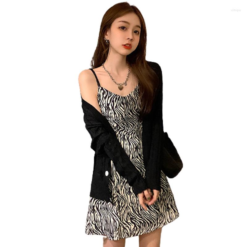 

Casual Dresses 2022 Sundress Women' Dress Vestidos Sling Black Zebra Pattern Fashion Sleeveless Knitted Coat 2 Piece Set