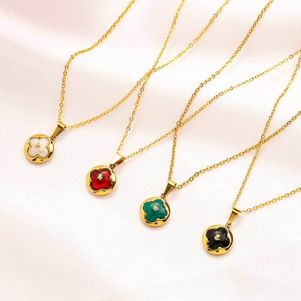 

Luxury Design Necklace 18K Gold Plated Brand Stainless Steel Necklaces Choker Chain Letter Pendant Fashion Womens Wedding Jewelry Accessories Love Gifts AA1844