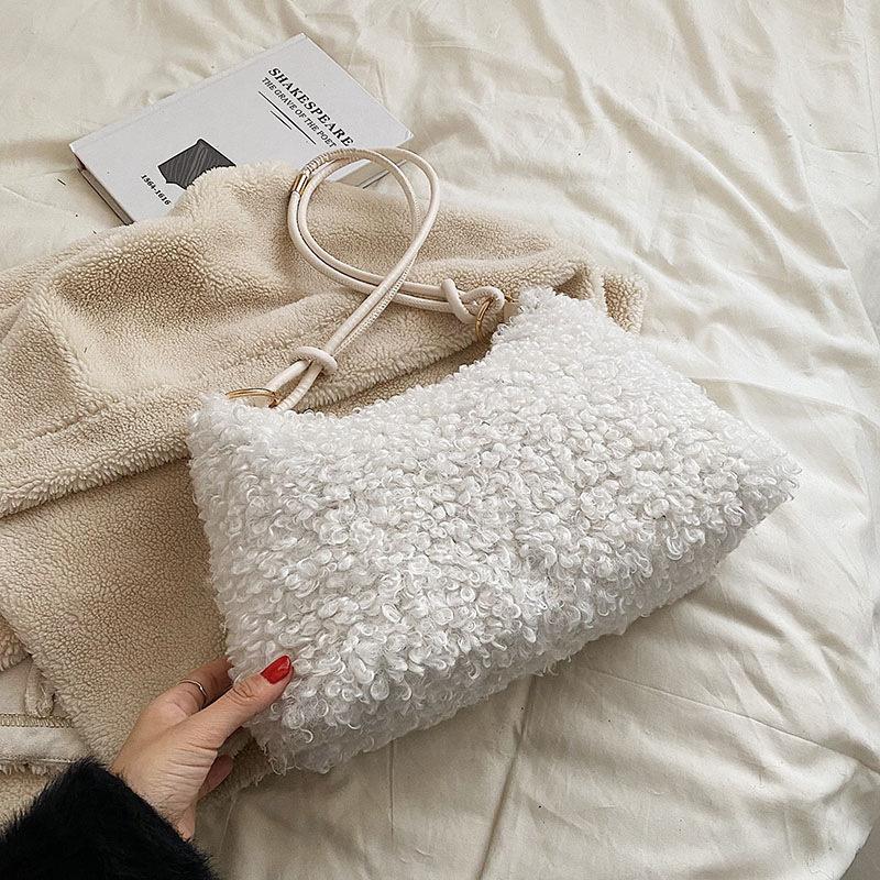 

Evening Bags High Quality Genuine This Is So Beautiful Cute Plush Versatile Woolen Chain Portable Pillow One Shoulder Mes, Black