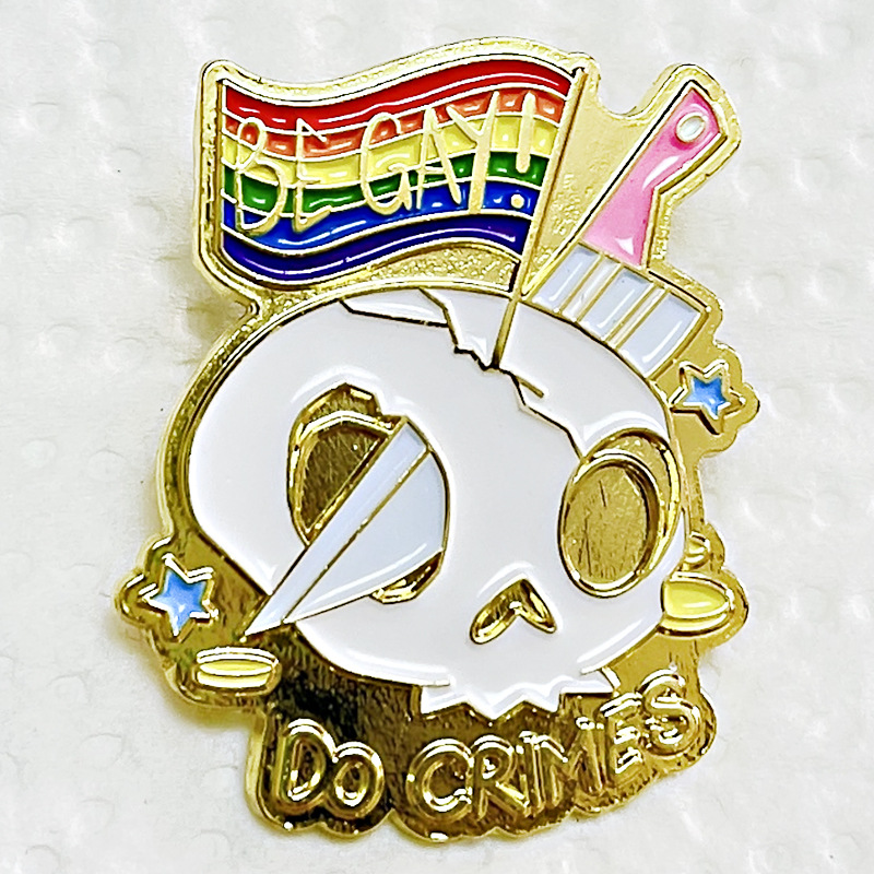 

Skull Rainbow Pride Flag brooch Metal badge LGBT pin funny gift, As picture
