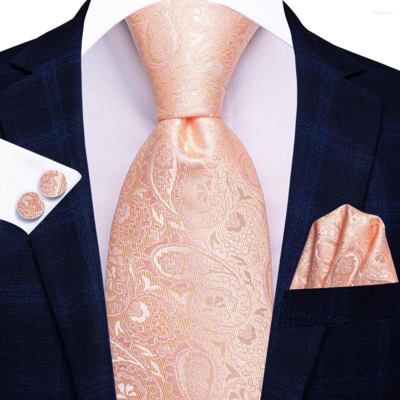 

Bow Ties Peach Pink Paisley 2022 Fashion Brand For Men Wedding Party Necktie Set Handky Cufflinks Gift Wholesale Hi-Tie Designer