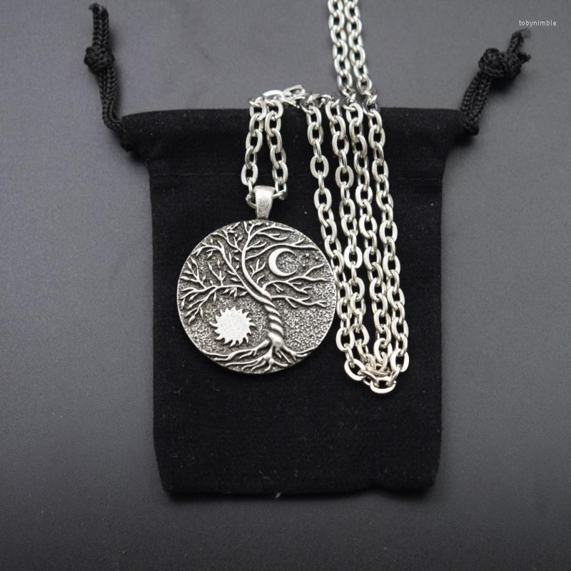 

Pendant Necklaces 12pcs World Tree Sun And Moon Wiccan Necklace Yin Yang Witchcraft Jewelry
