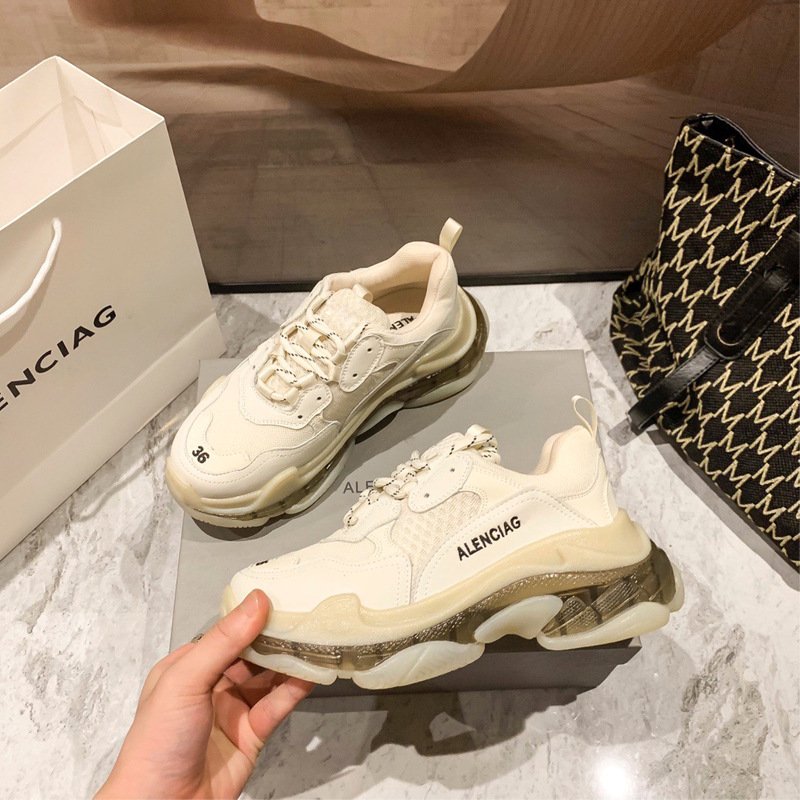 

2022 Triple S Men Women Designer Casual Shoes Platform Sneakers Clear Sole Black White Grey Red Pink Blue Royal Green Mens Trainers Jogging