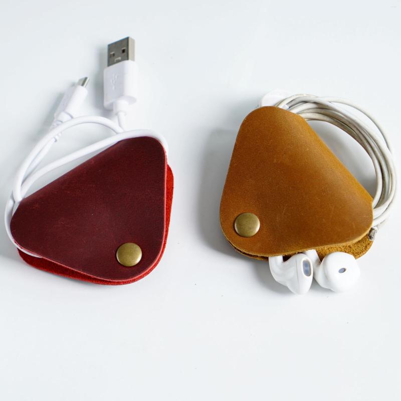 

Waist Bags Korean Business Retro Leather Winder USB Storage Data Cable Clip Headphone, Black