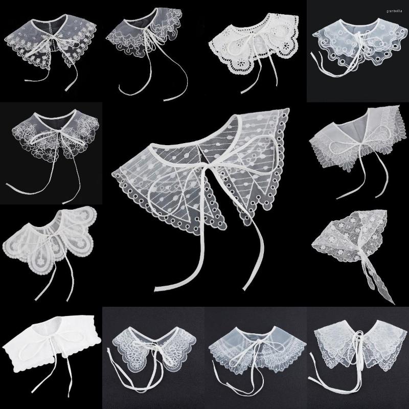 

Bow Ties Japanese Women Girl Fake Collar Shawl Wrap Hollow Out Floral Lace Ruffled Trim Necklace Lapel Blouse Student Decor Short Capelet