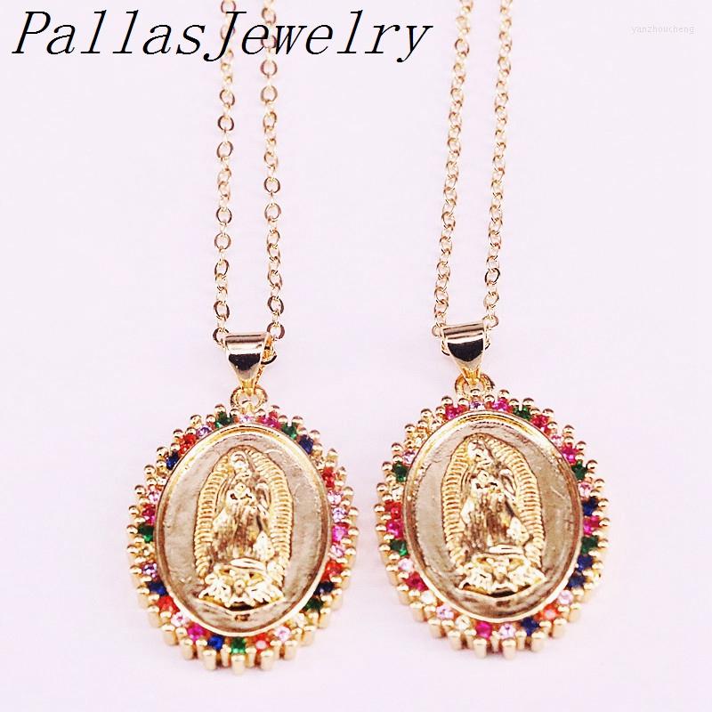 

Pendant Necklaces 10Pcs Fashion Micro Paved Rainbow CZ Jewelry Golden Jesus Religious Charm Necklace