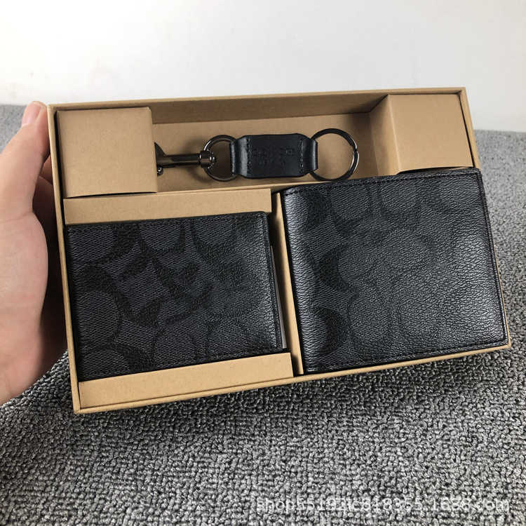 

Comforters Sets Family C men's old flower relief short busins leisure leather half fold wallet card bag key buckle gift box, Robot