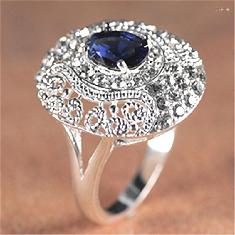 

Wedding Rings Silver Color Ring Classic Exquisite Temperament Female Models Inlaid Zircon Hand Jewelry Birthday Gift