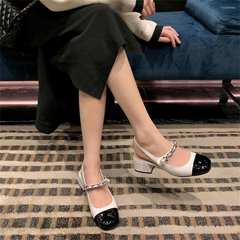 

Sandals Classy Chic Black White Bicolor Cowhide Patent Leather Ladies Silver Chains Pearl Embellished Mary Jane Colorblock Shoes