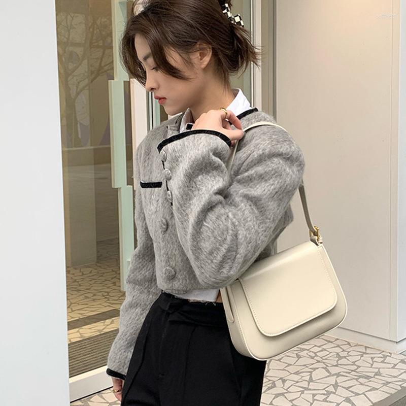 

Evening Bags High Quality Temperament Women 2023 Crossbody Simple Versatile Leather Square Bag Small Design Armpit Shoulder, Black