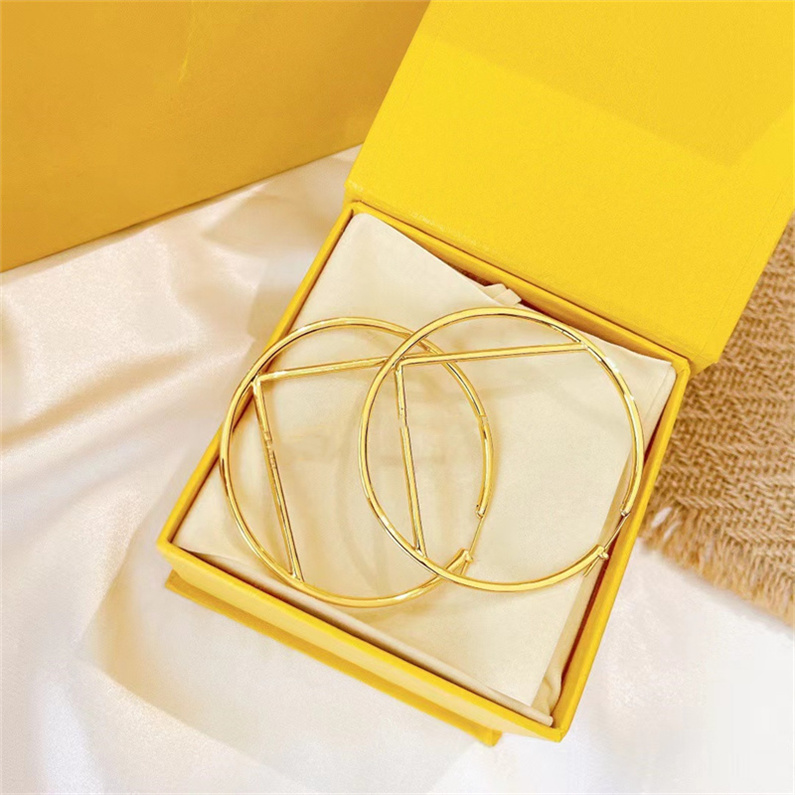 

Luxury huggie Fashion Simple Earrings titanium steel rose gold fritillaria fashionable ladies luxurious jewelry party holiday pop christmas Gifts jewelry