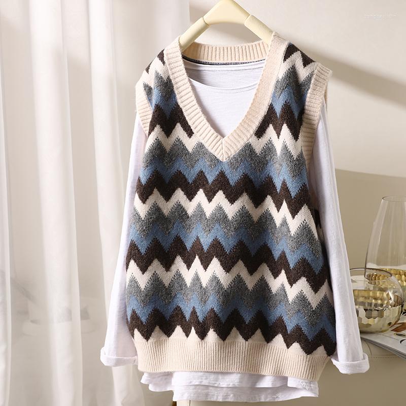 

Women's Vests Spring And Autumn Style V-neck Wavy Pattern Color Blocking Sleeveless Vest Camisole Women's Pullover Knitting, Chelizi wine red