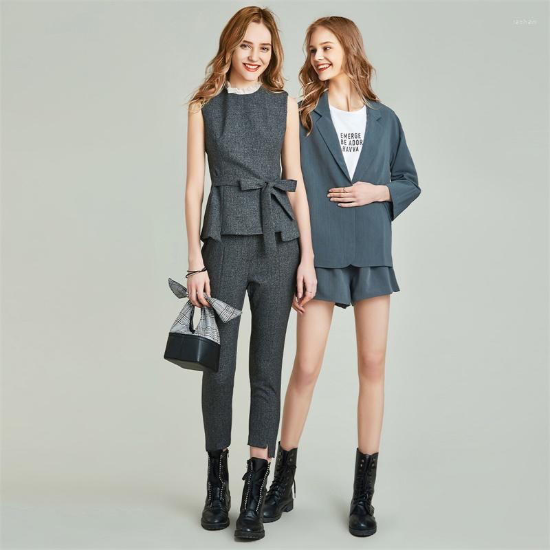 

Women' Tracksuits HAVVA 2022 Spring And Summer Two-piece Suit Of Sleeveless Lace-up Shirt Molded Pants Z44641, Gray