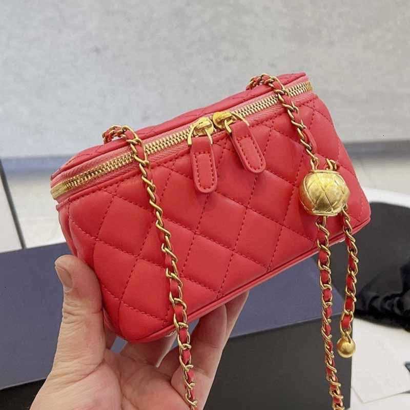 

CC Bag & Cases Womens Crossbody Designer Cosmetic Box Bags Solid Color Sheepskin Classic Handbag Zipper Shoulder Bag Golden Metal Chain Time, Custom