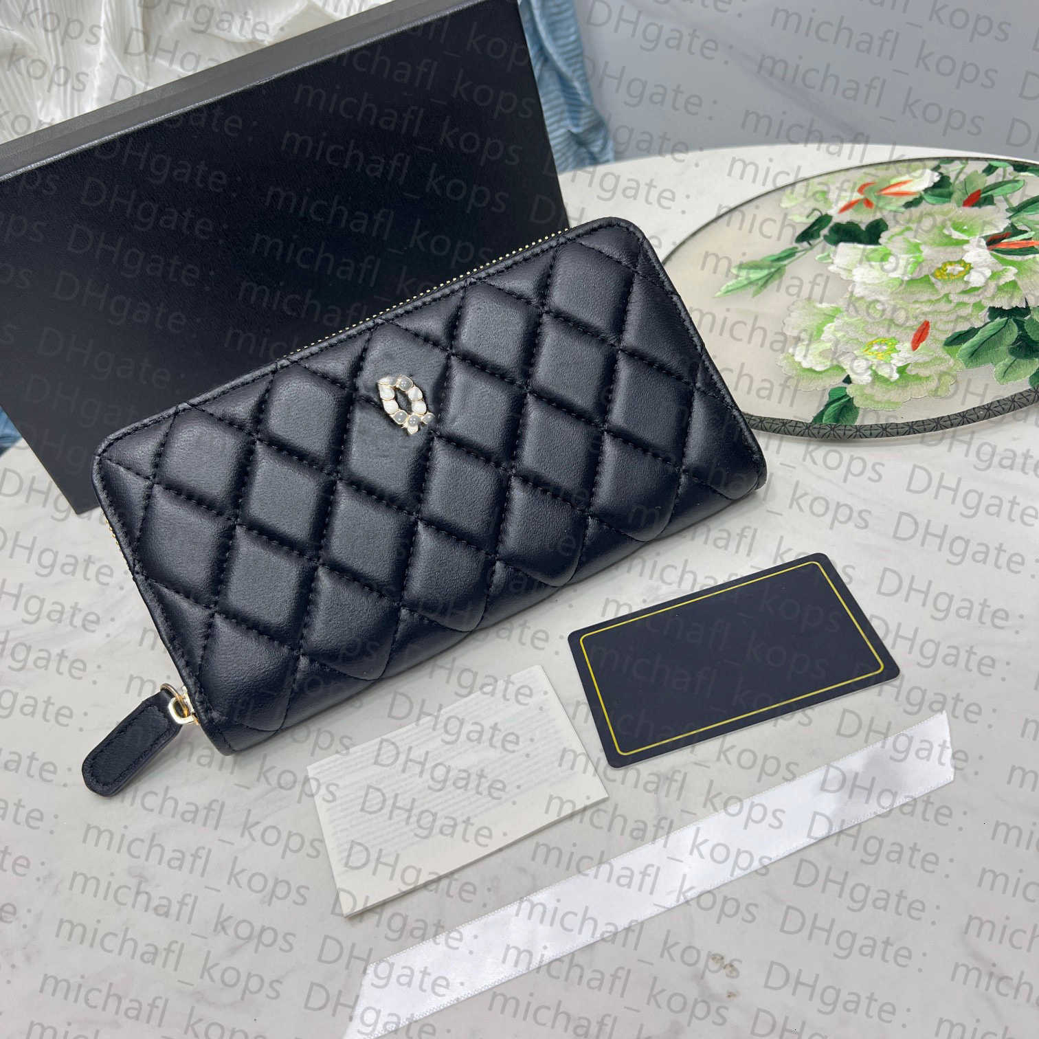 

CC Bag Card Holders Top luxury women Clutch purse Large capacity carabiner Caviar zipper 2022 Designer long bag DIKC, Black caviar