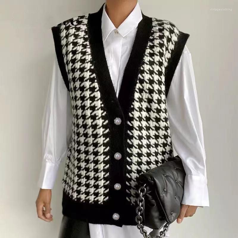 

Women's Knits V Neck Houndstooth Sweater Vest Cardigan 2022 White Black Sleeveless Women Autumn Loose Knit Jacket Fashion Cardigans