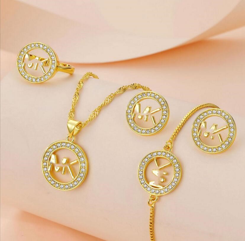 

European and American letter necklace fashion temperament matching diamond clavicle chain set