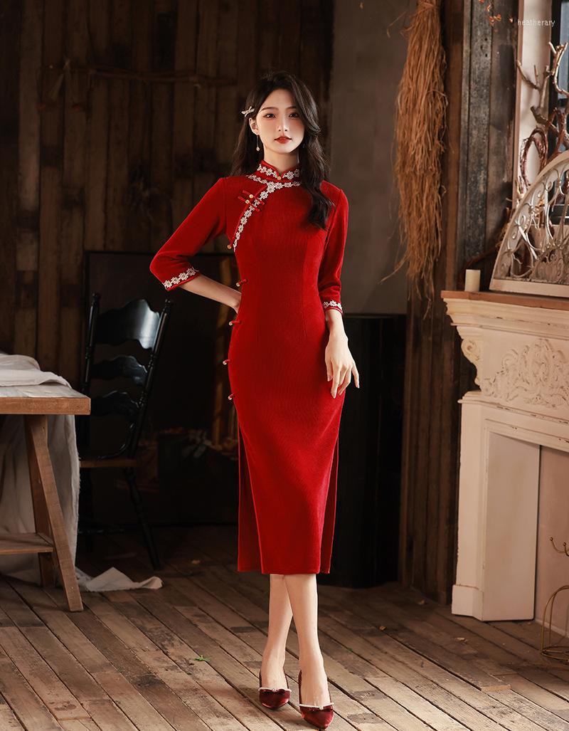 

Ethnic Clothing FZSLCYIYI Traditional Lace Trim Mandarin Collar Three Quarter Sleeve Corduroy Qipao Ladies Wedding Cheongsam